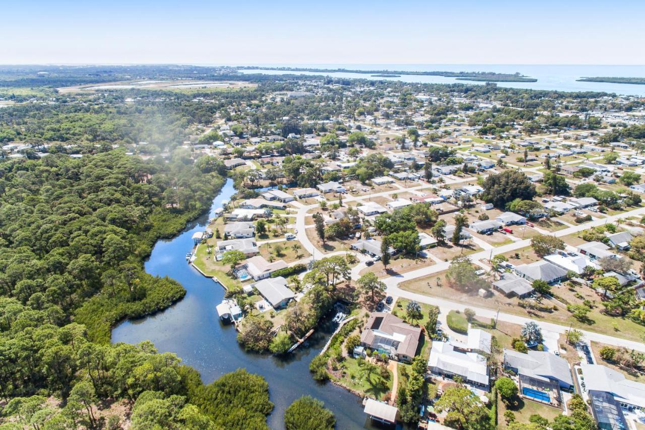 Mangrove View On Oyster Creek Villa Englewood Exterior photo